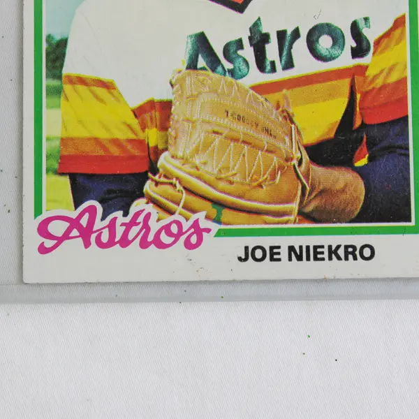 1978 Topps Baseball, Joe Niekro, #306, Near Mint Condition
