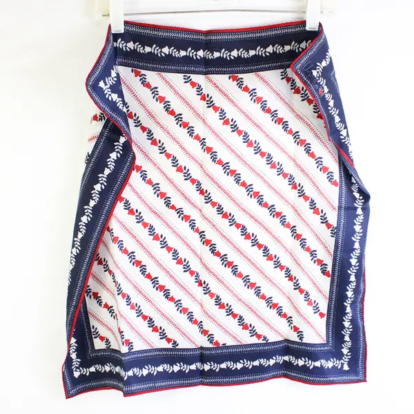 VTG Vera Neumann Red White Blue Floral Square Scarf 21.5" x 21.5" FLAWED