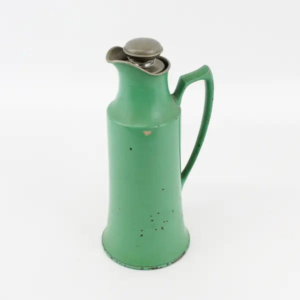 1917 Landers Frary & Clark Universal Glass Lined Vacuum Thermos Green