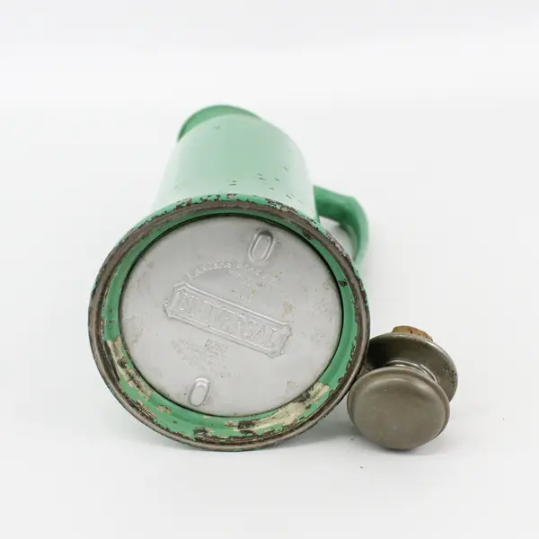 1917 Landers Frary & Clark Universal Glass Lined Vacuum Thermos Green