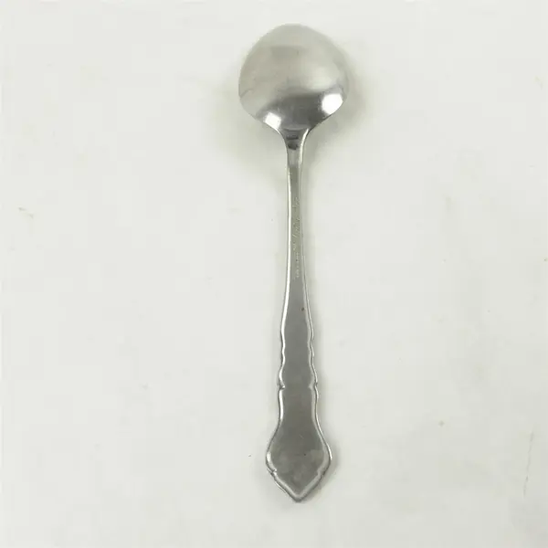 Lot of 2 Rebacraft Reed & Barton Carriage Stainless Knife & Soup Spoon