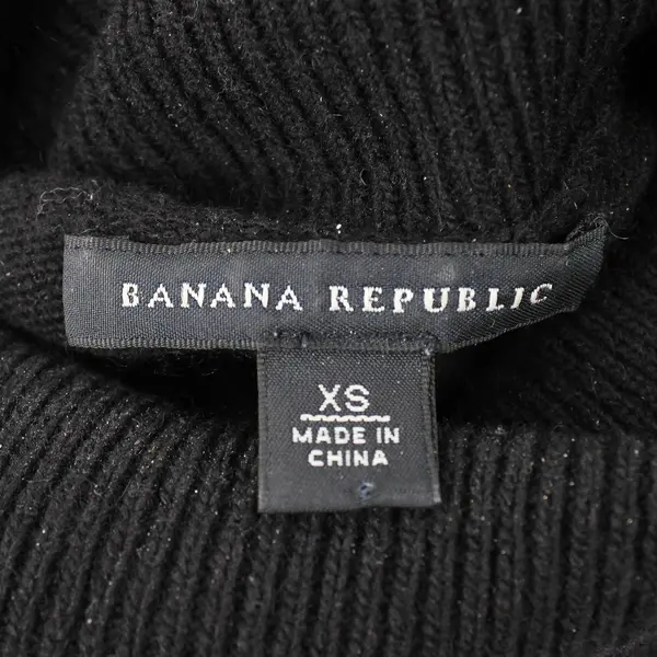 Banana Republic Solid Black Long-Sleeved Turtleneck Sweater Women's XS