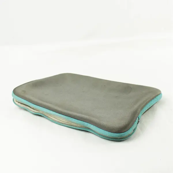 Incase 12.5" Neoprene Laptop Sleeve Gray Fleece Lined Zipper Closure