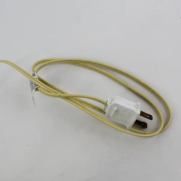 Vintage Noma 3 Light Electric Lighted Dripping Wax Candelabra Holly Bell Pattern