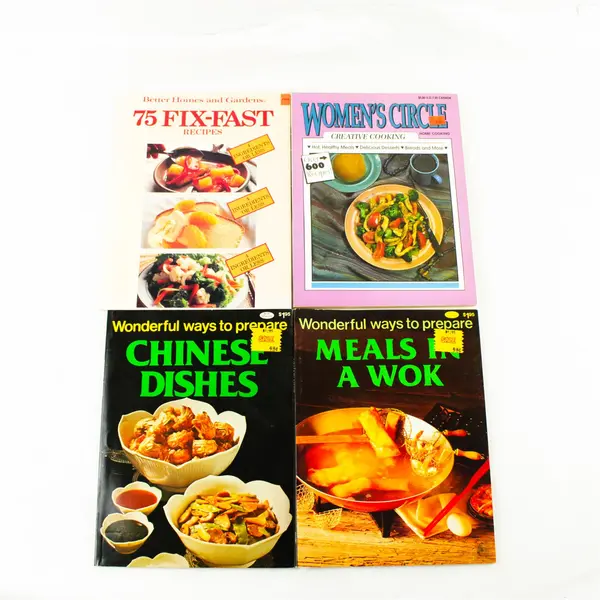 Lot of 4 Paperback Cookbooks Meals in a Wok, Chinese Dishes, Home Cooking