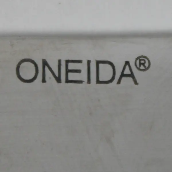 Lot of 4 Oneida Silver Gwendolyn Pattern 18/0 Stainless Dinner Knives 9.5"