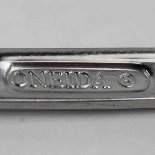 Lot of 5 Oneida Silver Gwendolyn Pattern 18/0 Stainless Oval Soup Spoons 7.25"