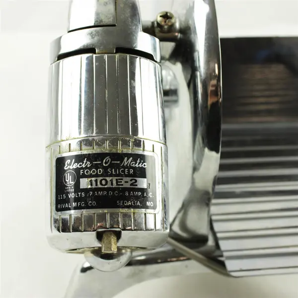 Vintage Rival 1101E-2 Meat & Food Slicer Used, Rust, Untested