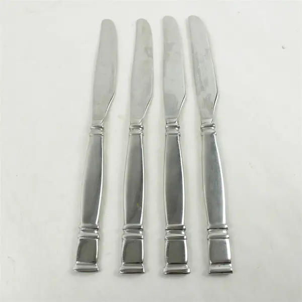 Set of 4 Oneida Albany Stainless French Solid Knife
