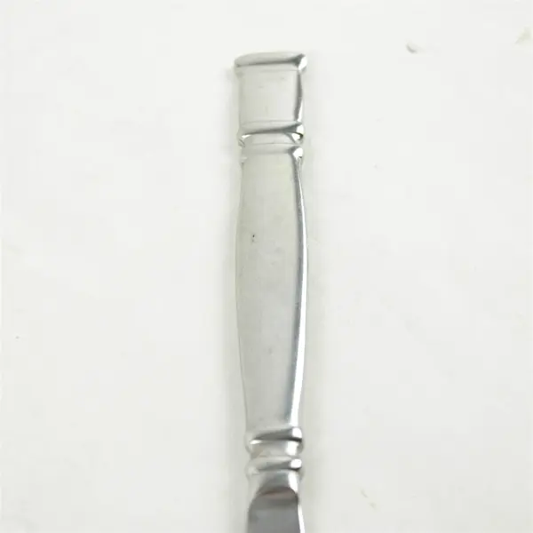 Set of 4 Oneida Albany Stainless French Solid Knife
