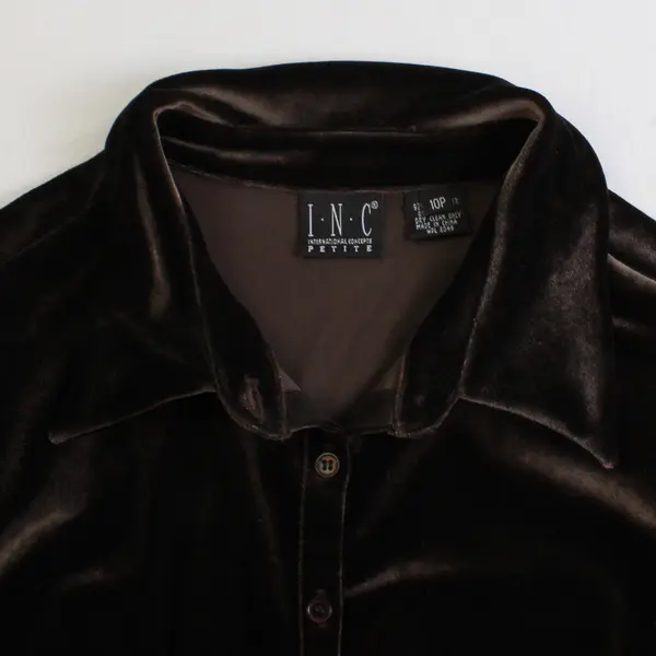 Vintage INC Women's 10P Brown Velour Button Up Long Sleeve Collared Blouse