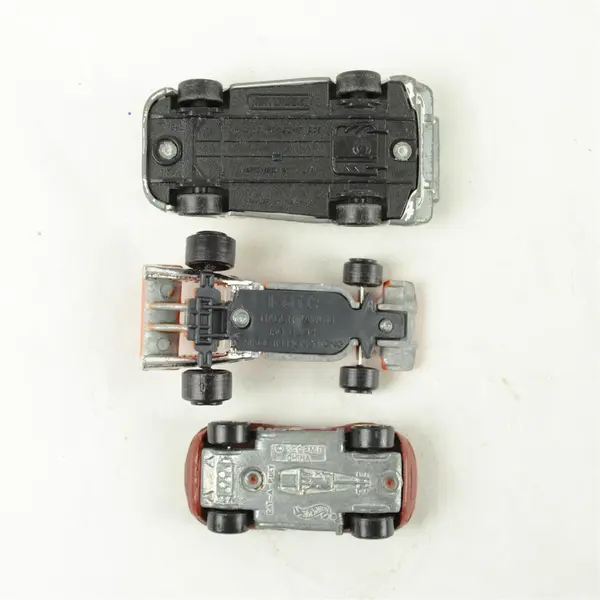 Lot of 3 Hot Wheels Matchbox Diecast Cars Collectible Toy Cars