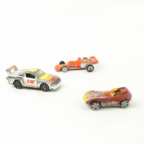 Lot of 3 Hot Wheels Matchbox Diecast Cars Collectible Toy Cars