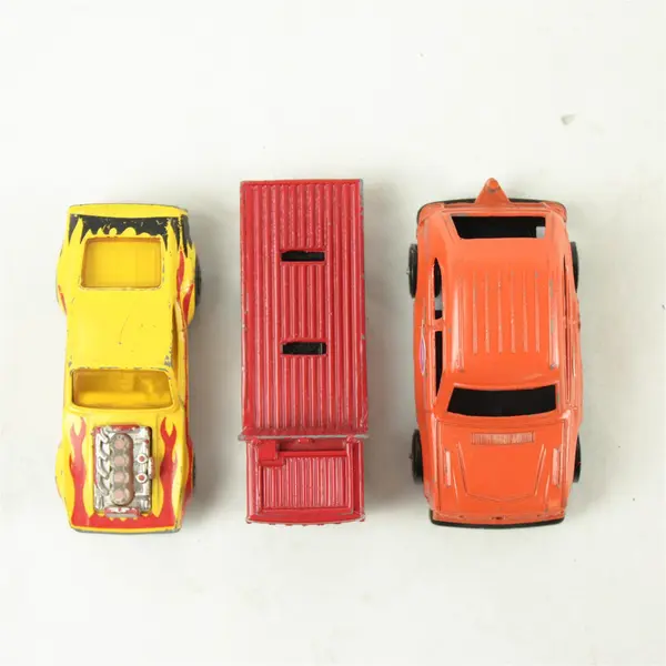 Lot of 3 Mixed Hot Wheels Matchbox Diecast Cars - Collectible Toy Cars
