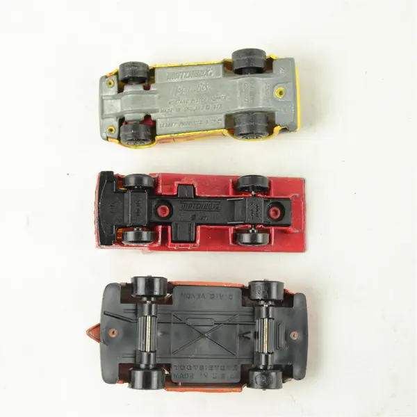 Lot of 3 Mixed Hot Wheels Matchbox Diecast Cars - Collectible Toy Cars