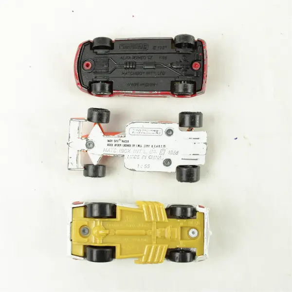 Lot of 3 Mixed Hot Wheels Matchbox Diecast Cars Collectible Toy Cars