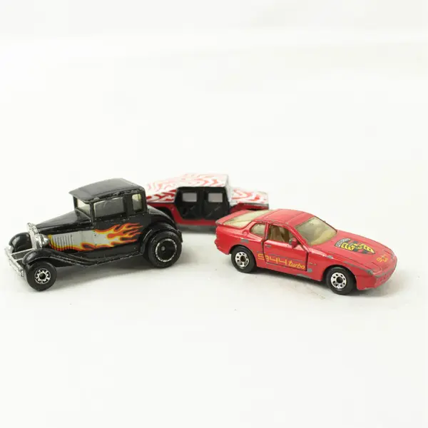 Lot of 3 Hot Wheels Matchbox Diecast Cars Collectible Toy Cars
