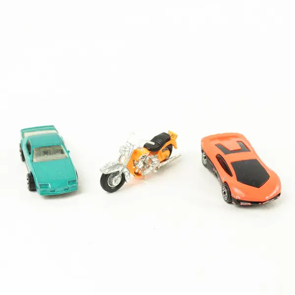 Lot of 3 Hot Wheels Matchbox Diecast Cars Collectible Toy Cars