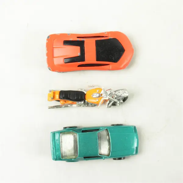 Lot of 3 Hot Wheels Matchbox Diecast Cars Collectible Toy Cars