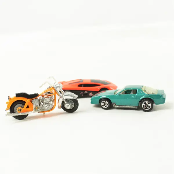 Lot of 3 Hot Wheels Matchbox Diecast Cars Collectible Toy Cars