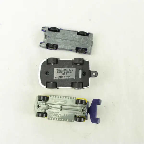 Lot of 3 Mixed Hot Wheels Matchbox Diecast Cars - Collectible Toy Cars