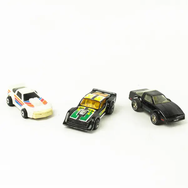 Lot of 3 Mixed Hot Wheels Matchbox Diecast Cars Collectible Toy Cars