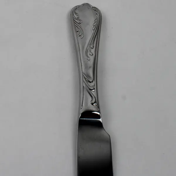 Lot of 2 Mikasa Lucerne Pattern Stainless Steak Knives Serrated 9" Good