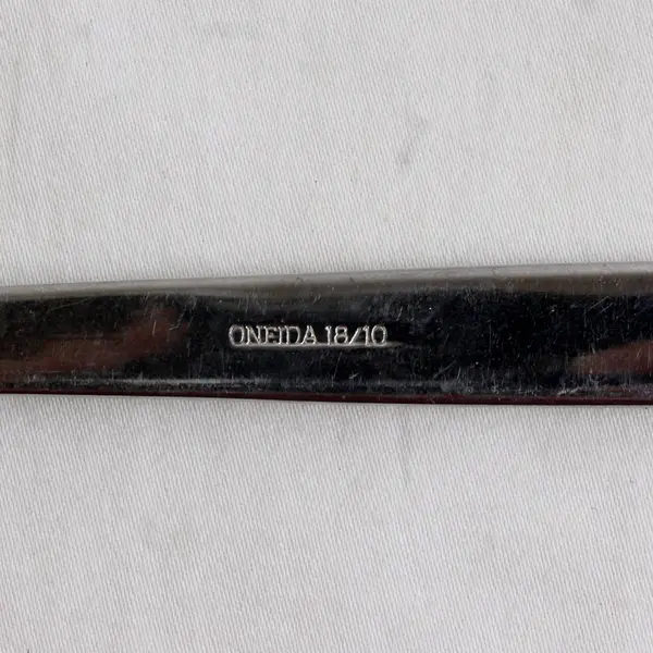 Oneida Silver Glimmer Pattern 18/10 SS Oval Shaped Soup Spoon 7" Good Rare