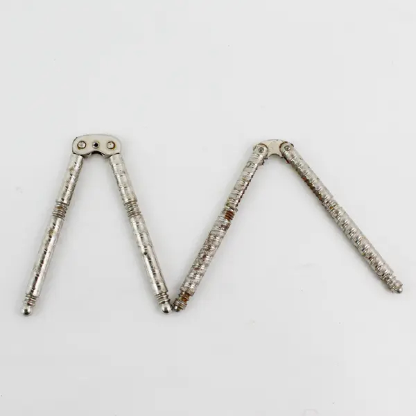 2 Metal Nutcrackers With 3 Picks