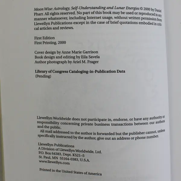 Moon Wise Daniel Pharr Using the Power of the Moon 2000 Paperback 1st Edition