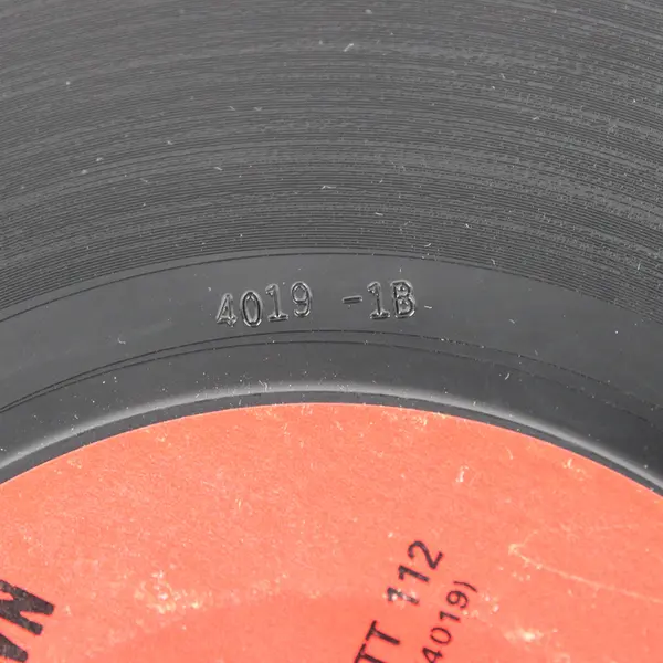 Thomas East & The Fabulous Playboys - I Get A Groove / You're What's Happening,