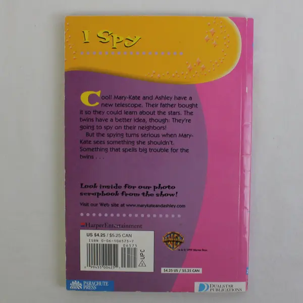 To Snoop or Not to Snoop? Mary-Kate & Ashley Two of a Kind Series No 5 1999 PB