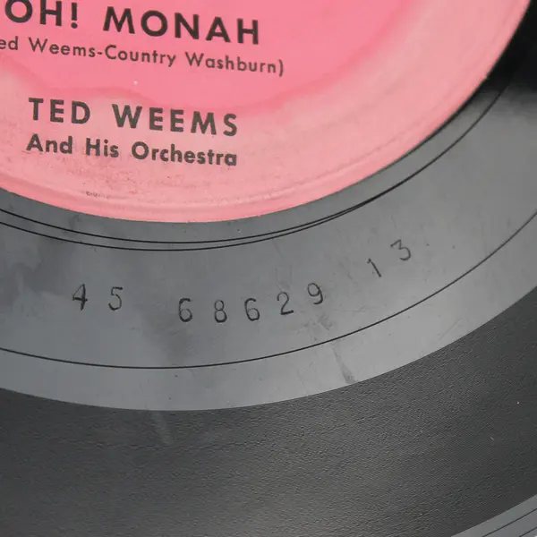 Ted Weems And His Orchestra – Heartaches / Oh! Monah - 
