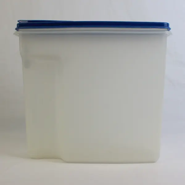 Quaker Oats Logo Rubbermaid Servin' Saver 1.3 Gal Plastic Container