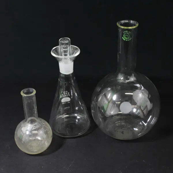 3 Glass Beakers Pyrex and Unbranded 250Ml and 125 Ml