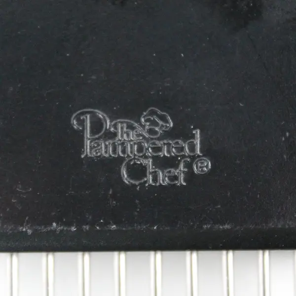 Lot of 2 Pampered Chef Hold N' Slice Vegetable Slicing Guide Tools