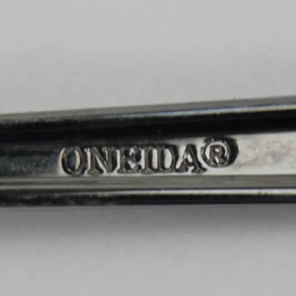 Oneida Silver Jamison Pattern 18/0 Stainless Teaspoon 6.25" Good Replacement