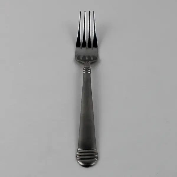 Hampton Silversmiths Arielle Pattern 18/0 Stainless Dinner Fork 7.75" Good