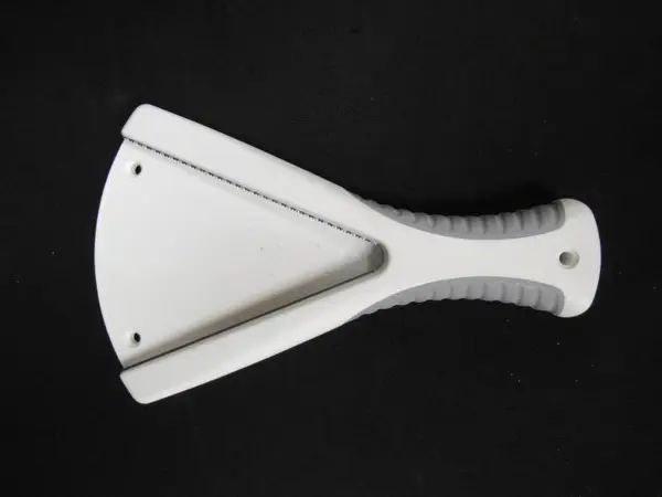 The Pampered Chef Jar Opener White Grey Plastic Triangle Blade Grip Mountable