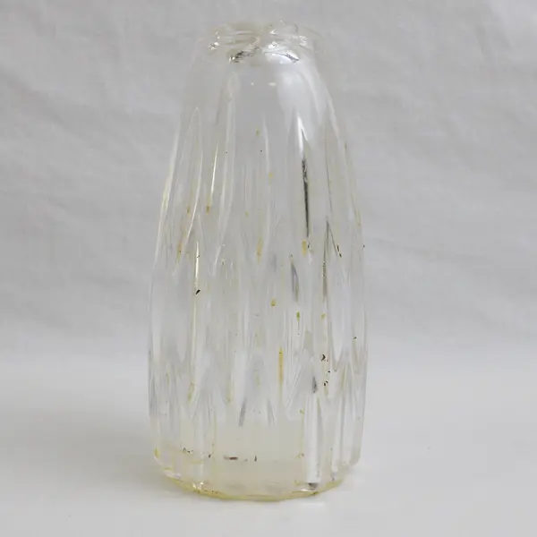 Lot Of 2 Unbranded Clear Glass Salt And Pepper Shakers 3.75" Tall