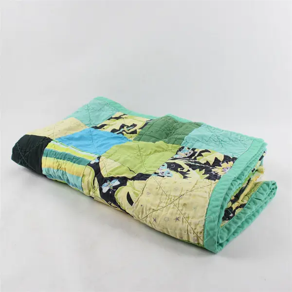 Unbranded Handmade Green/Yellow Quilt Throw Blanket 48.5" x 78"