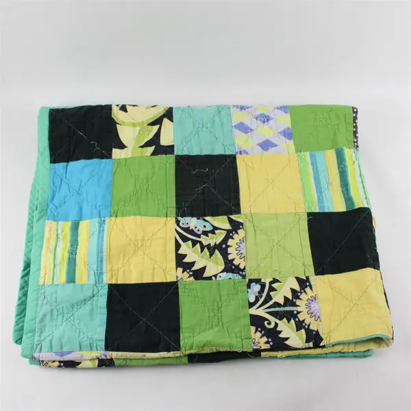 Unbranded Handmade Green/Yellow Quilt Throw Blanket 48.5" x 78"