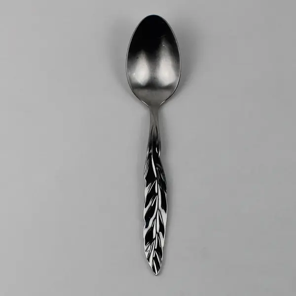 Wallace Silver WAS169 Pattern 18/10 Stainless Oval-Shaped Soup Spoon 7.75"
