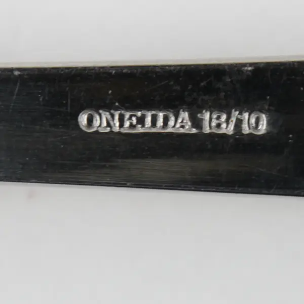Oneida Silver Islet Pattern 18/10 SS Medium Cold Meat Serving Fork 8.75" Rare 