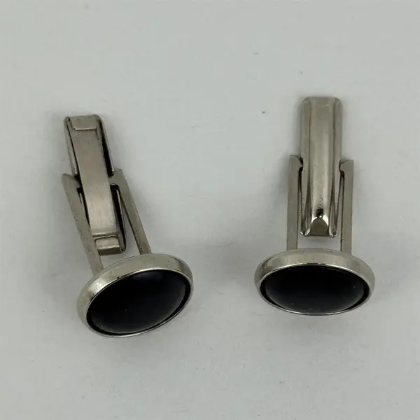 Pair of Men's Black & Silver Tone Circular Cufflinks