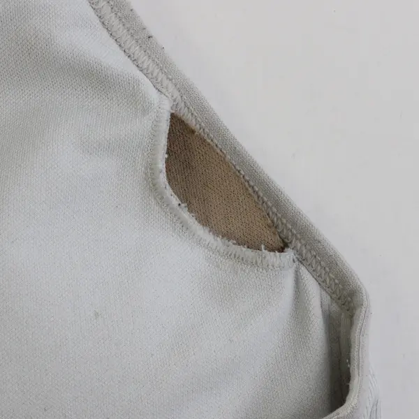 UNDER ARMOUR Women's SM Gray/White Low Impact Criss-Cross Back Sports Bra