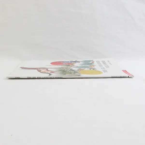 The Girl Who Loved Wild Horses SC Book, Paul Goble # RL2 004-008  1992