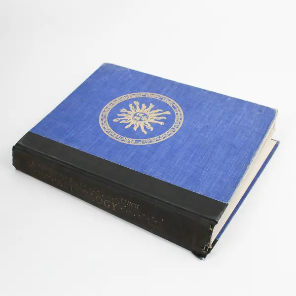 Vintage The Coffee Table Book of Astrology 1967 Revised Edition by John Lynch