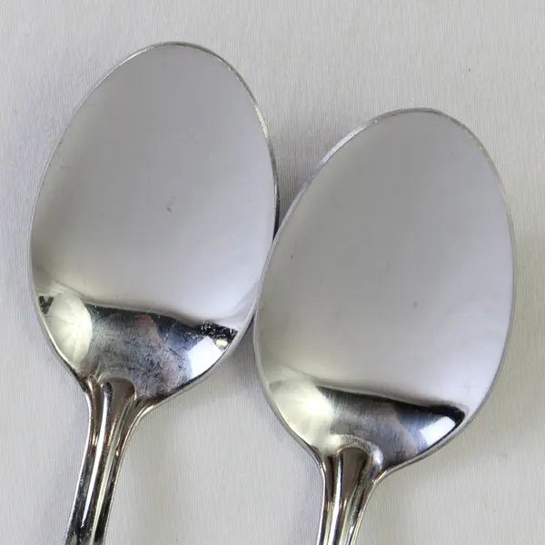 Lot of 2 Oneida Silver Greystoke Pattern Stainless 13% Chrome Teaspoons 6" Good