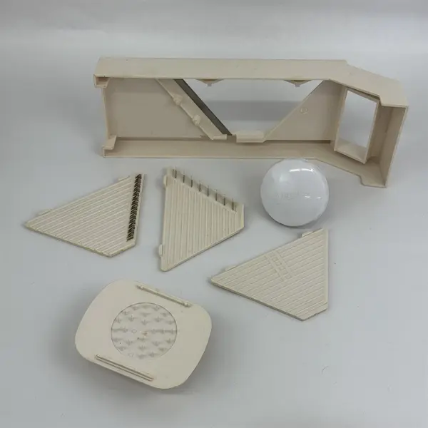 1990 Robinson Design Group Mandolin Kitchen Slicer